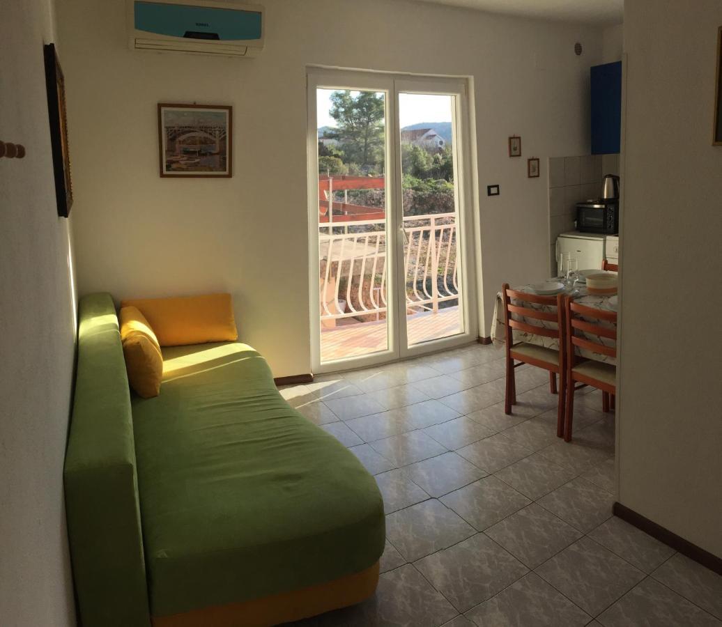 Lipovac Resort Ficus Bilice Bagian luar foto